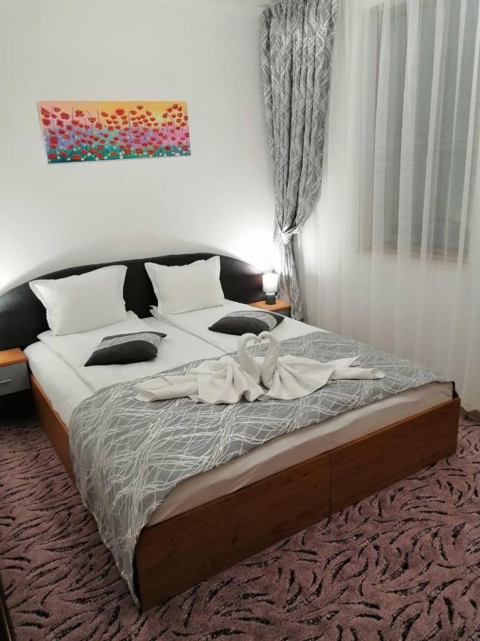 Grand Monasteryl Apartment ''Star Paradise'' Pamporovo Dış mekan fotoğraf